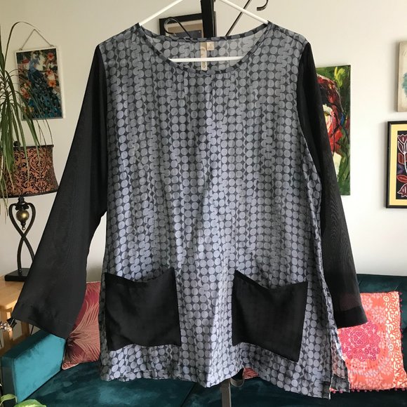 COMFY USA sz S Slate Blue & Black Shimmery Polka Dot Print Tunic with Pockets